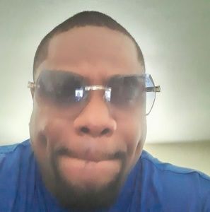 Meet your Posher, Ty